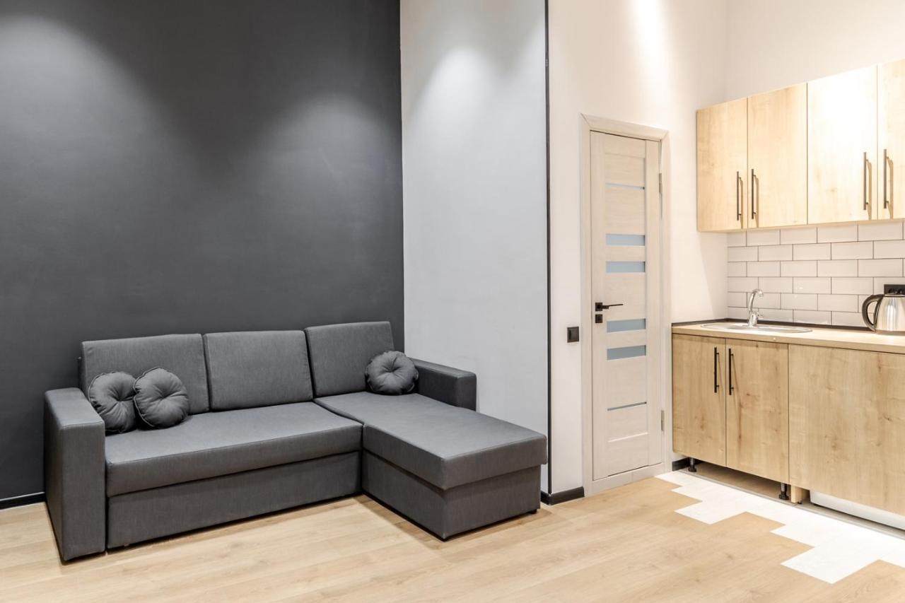 Modern Apartment In The Old City Lviv Eksteriør bilde