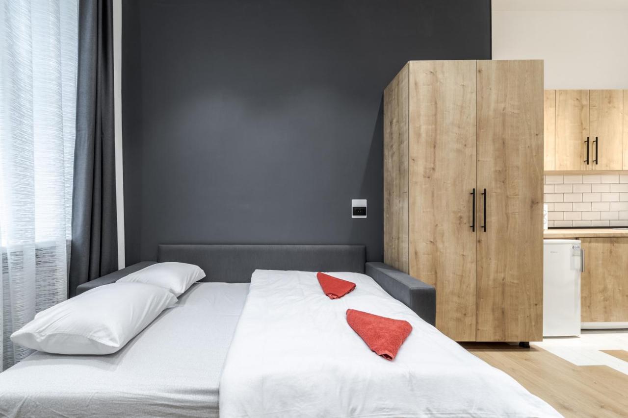 Modern Apartment In The Old City Lviv Eksteriør bilde