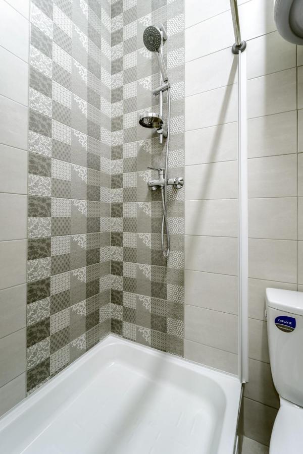 Modern Apartment In The Old City Lviv Eksteriør bilde